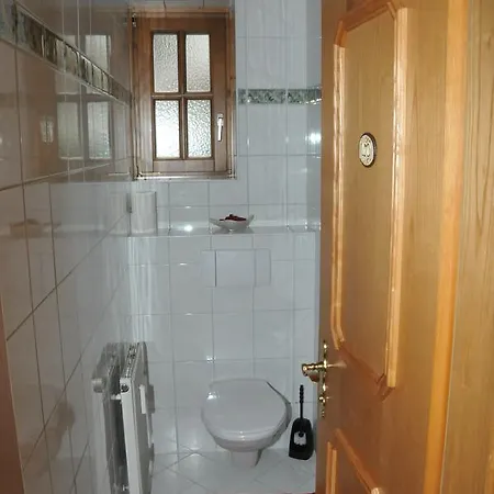 Haus Karoline Apartamento *